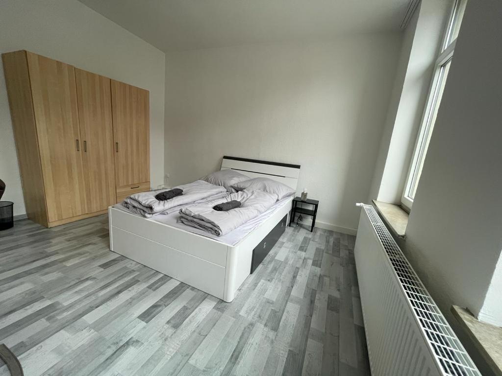 Schoene Einfache Ferienwohnung In Olsztyn Bagian luar foto